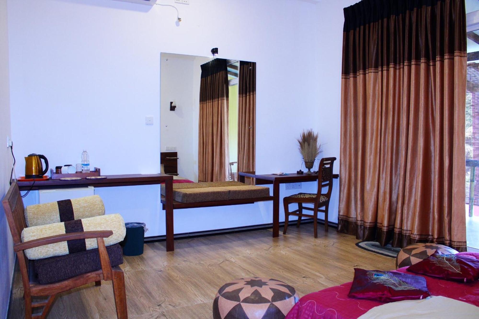 Raj Mahal Inn Wadduwa Exteriér fotografie