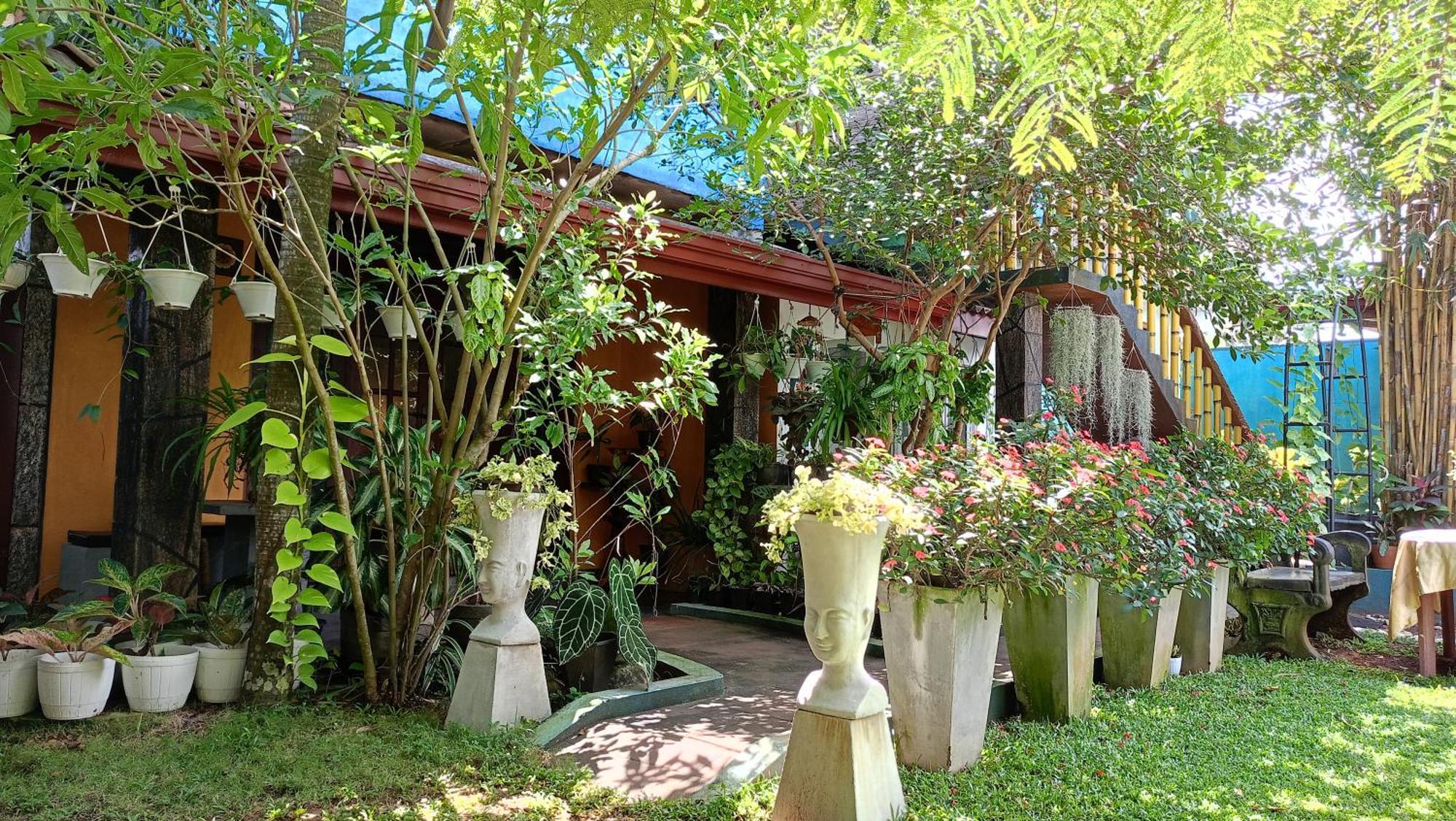 Raj Mahal Inn Wadduwa Exteriér fotografie