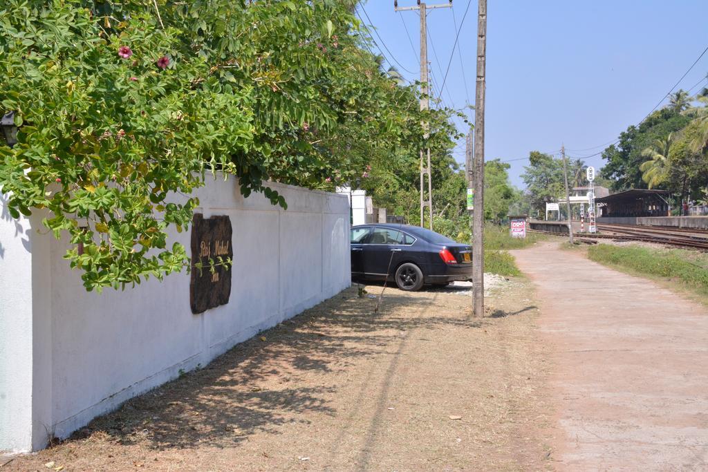 Raj Mahal Inn Wadduwa Exteriér fotografie